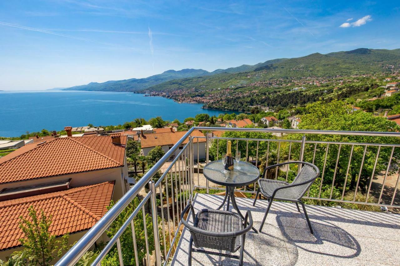 Villa Giani Apartments With Swimming Pool Opatija Eksteriør billede