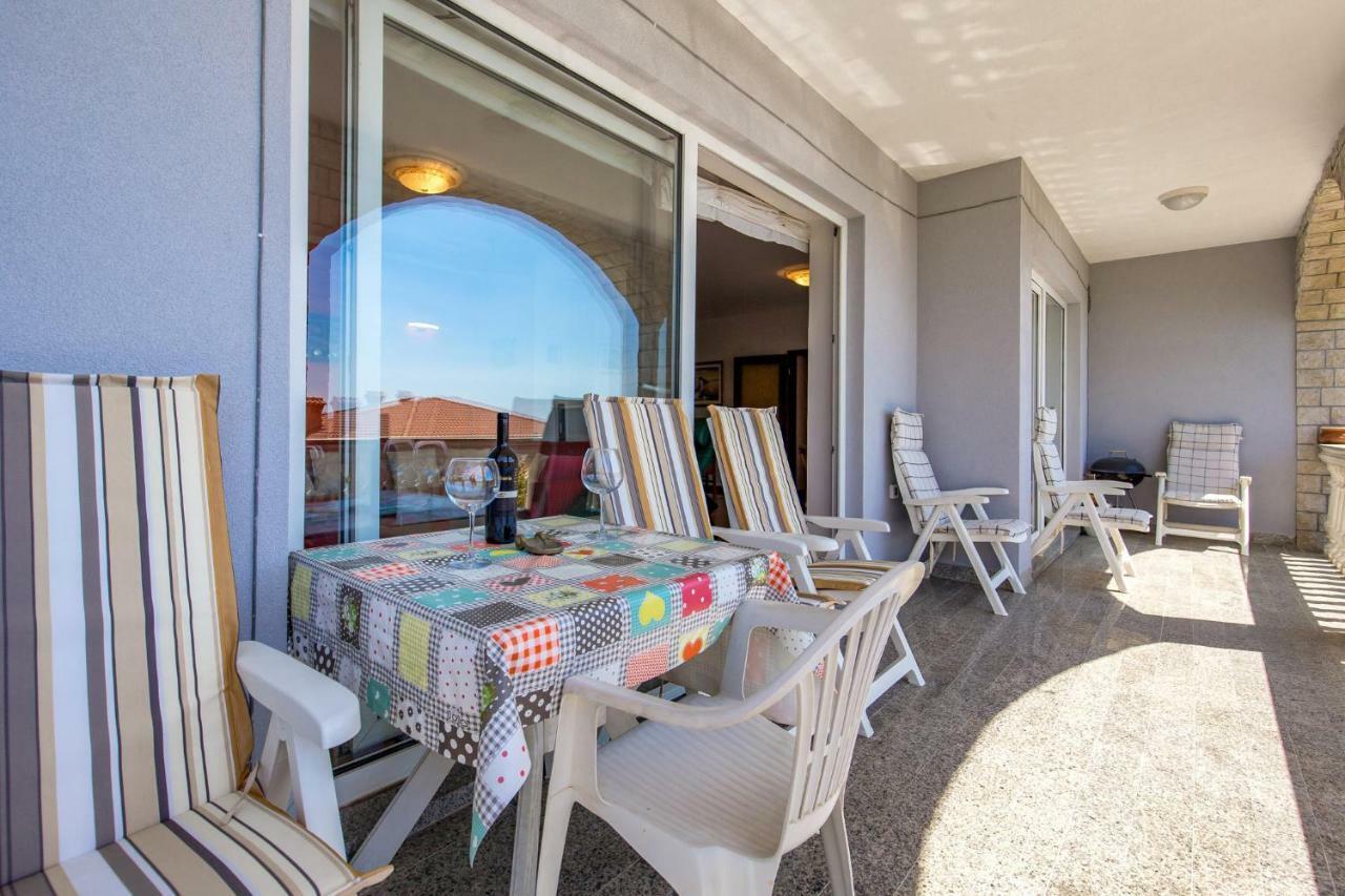 Villa Giani Apartments With Swimming Pool Opatija Eksteriør billede