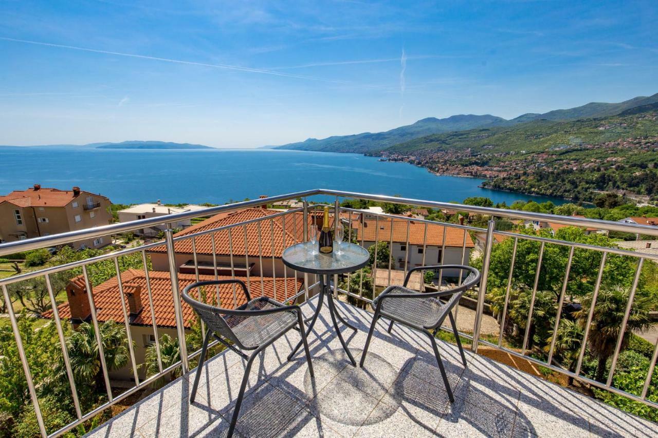 Villa Giani Apartments With Swimming Pool Opatija Eksteriør billede