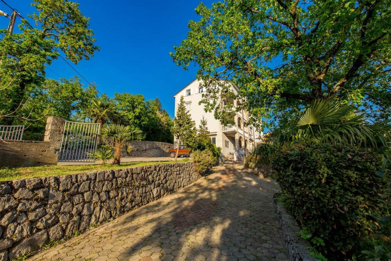 Villa Giani Apartments With Swimming Pool Opatija Eksteriør billede