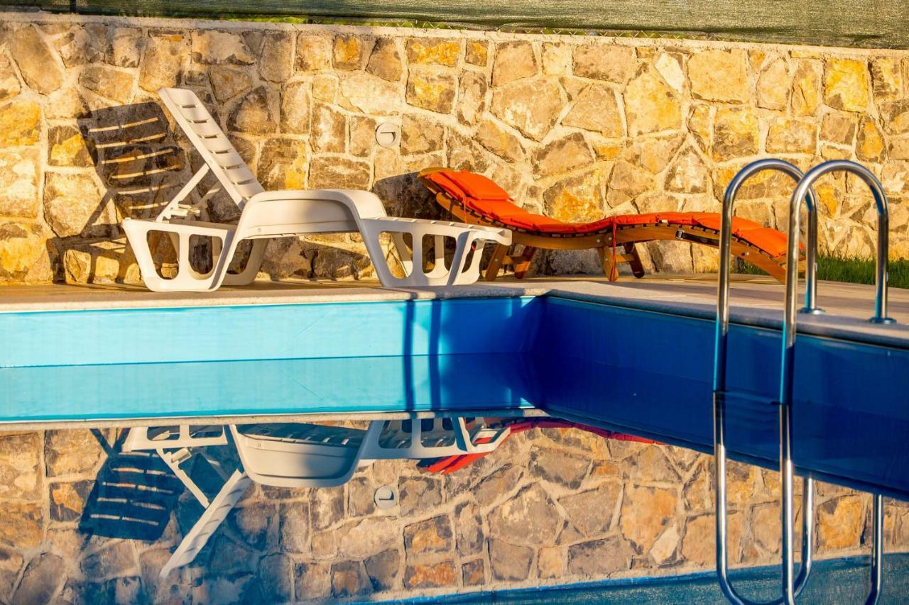 Villa Giani Apartments With Swimming Pool Opatija Eksteriør billede