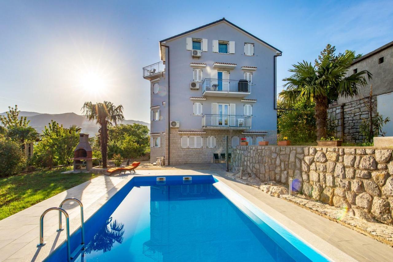 Villa Giani Apartments With Swimming Pool Opatija Eksteriør billede